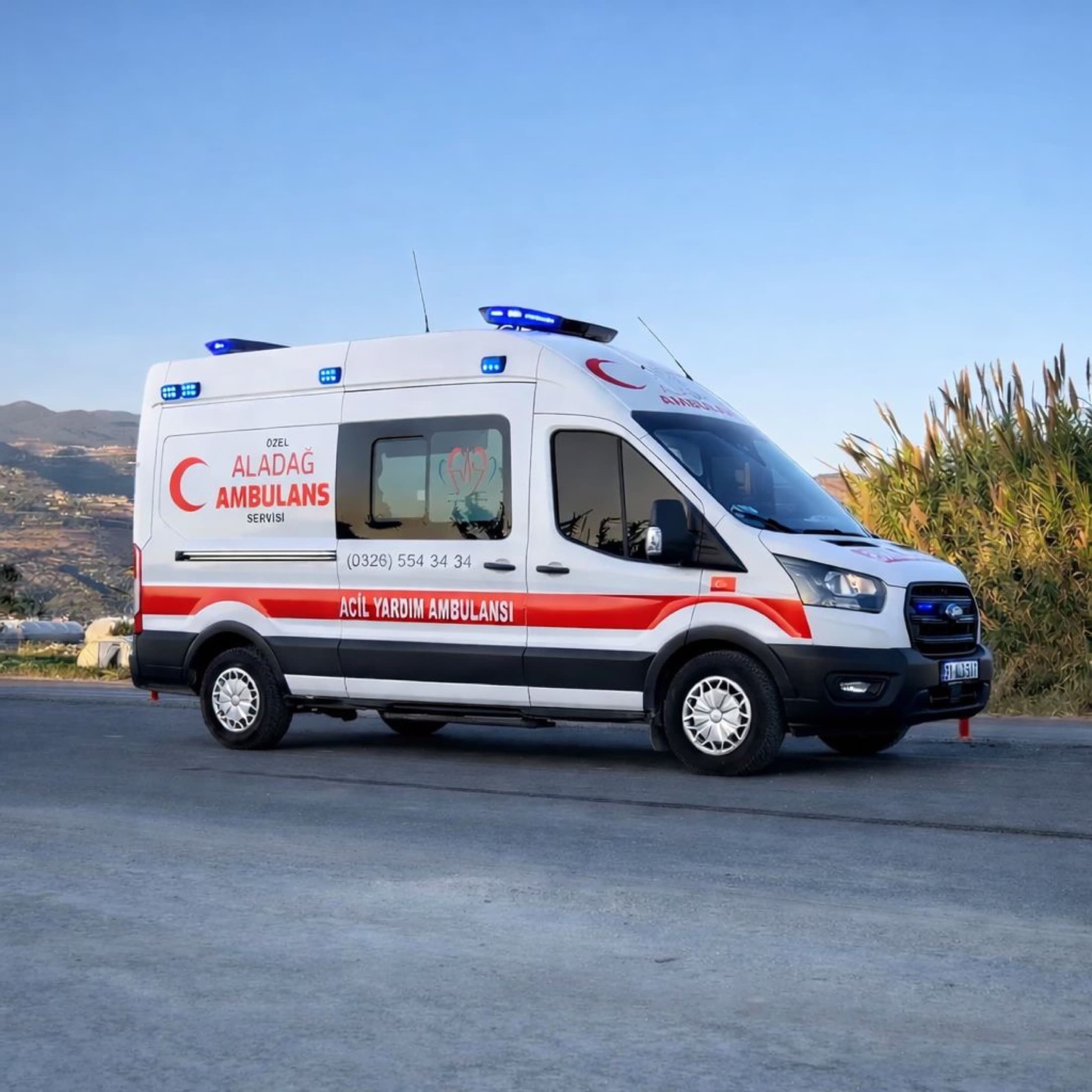 Aladağ Ambulans aracı görev yolunda